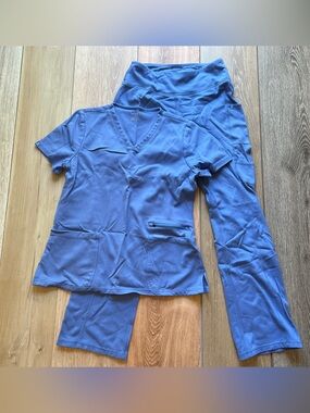 Jaanuu Medium Royal Blue Scrub Set